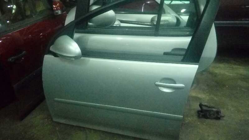 PUERTA DELANTERA IZQUIERDA