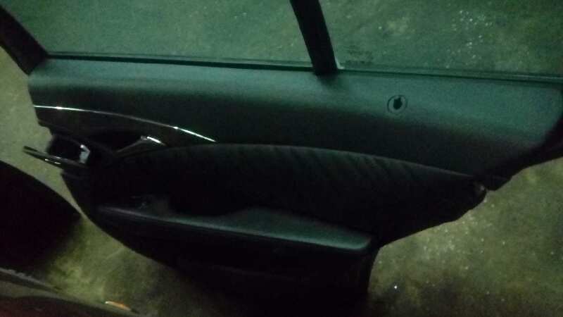 PUERTA TRASERA DERECHA