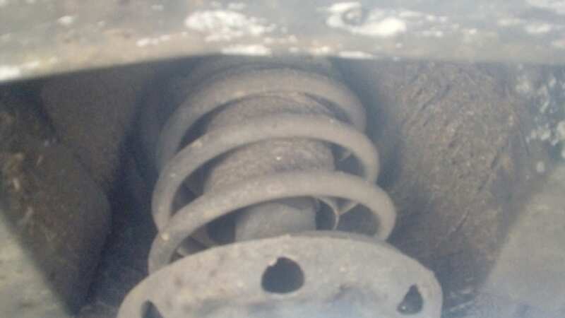 AMORTIGUADOR DELANTERO DERECHO