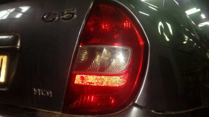 PILOTO TRASERO DERECHO