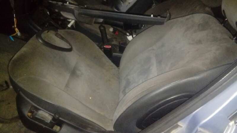 ASIENTO DELANTERO IZQUIERDO
