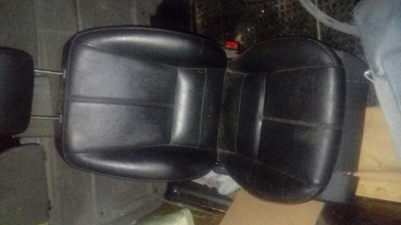 ASIENTO DELANTERO IZQUIERDO