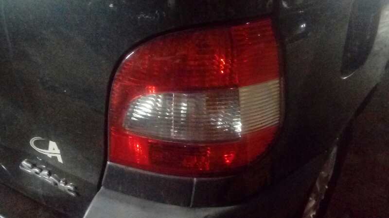 PILOTO TRASERO DERECHO