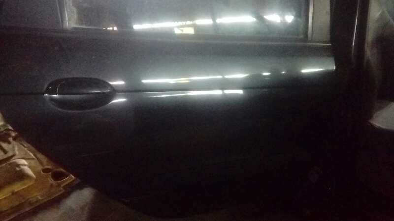 PUERTA TRASERA DERECHA