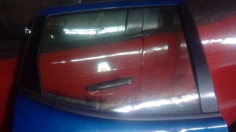 LUNA TRASERA DERECHA