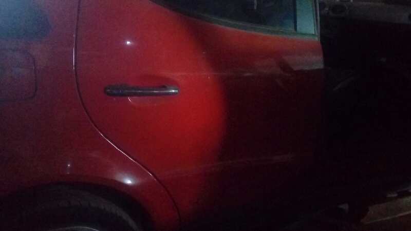 PUERTA TRASERA DERECHA