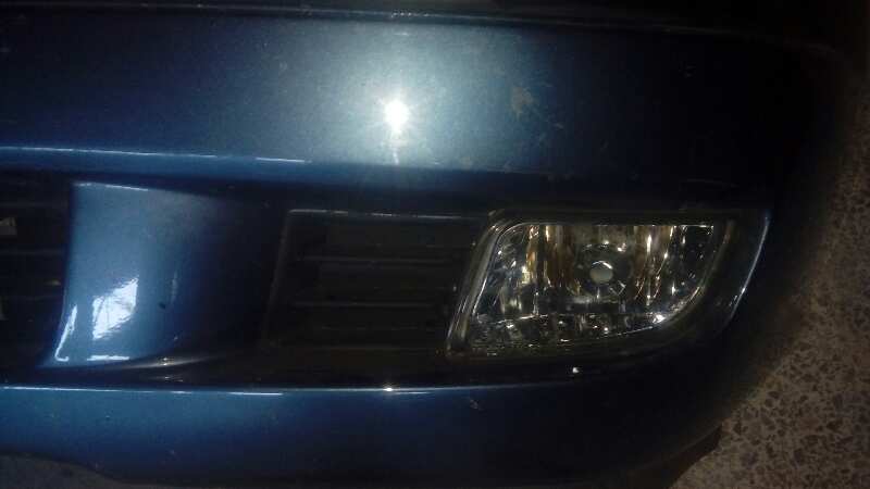 FARO ANTINIEBLA IZQUIERDO