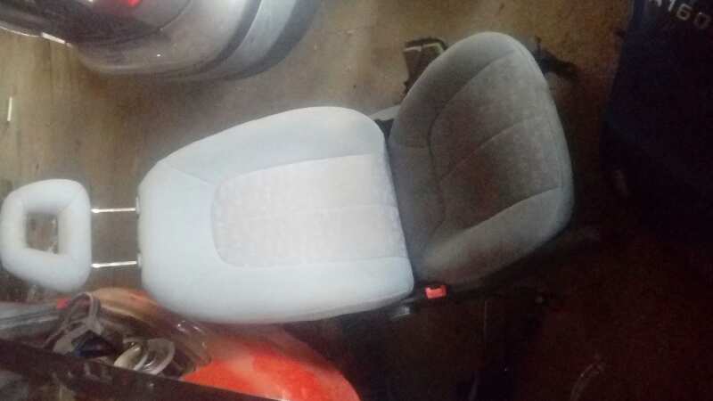 ASIENTO DELANTERO IZQUIERDO