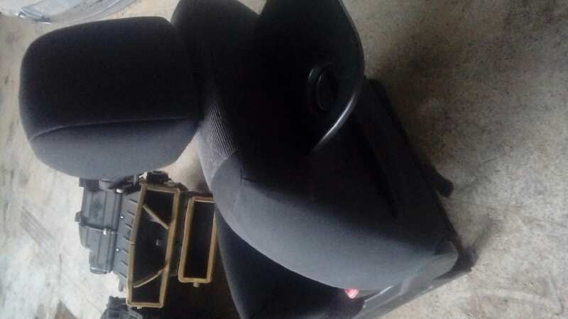 ASIENTO DELANTERO DERECHO