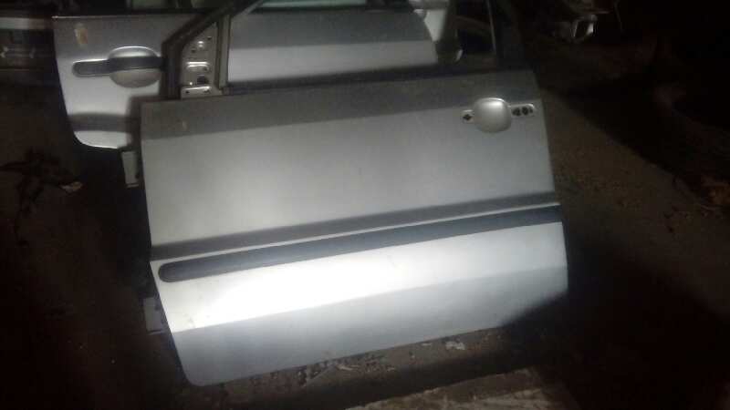 PUERTA DELANTERA IZQUIERDA