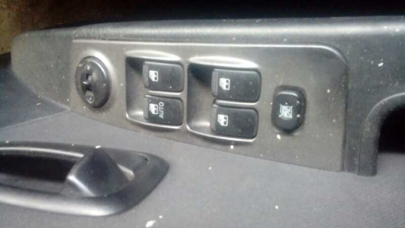 MANDO ELEVALUNAS DELANTERO IZQUIERDO 