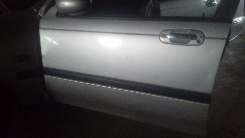 PUERTA DELANTERA IZQUIERDA