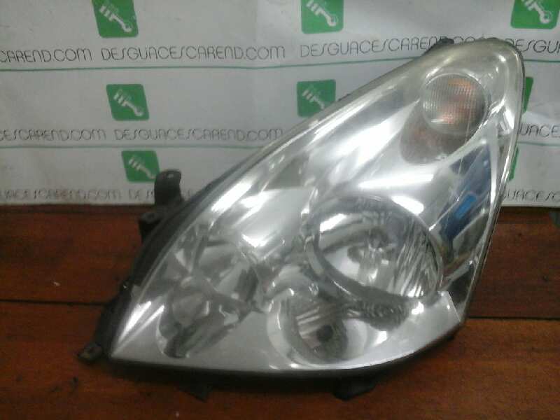 FARO IZQUIERDO TOYOTA VERSO