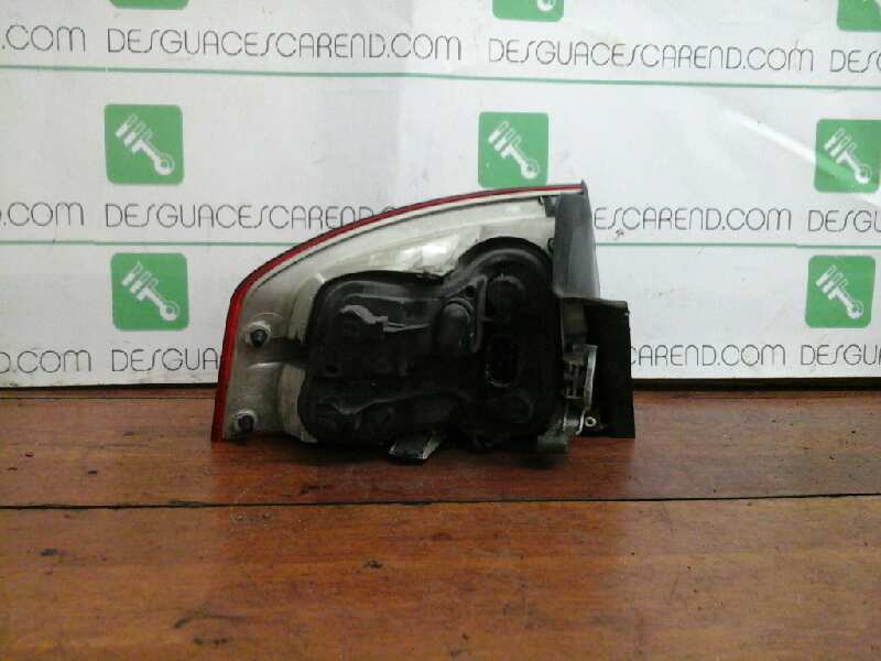 PILOTO TRASERO DERECHO