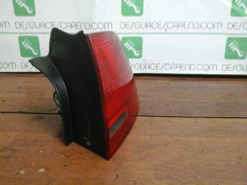 PILOTO TRASERO DERECHO