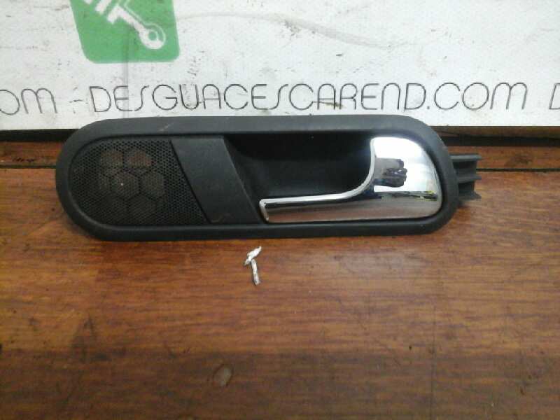 MANETA INTERIOR TRASERA DERECHA