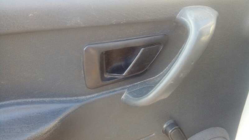 MANETA INTERIOR DELANTERA IZQUIERDA