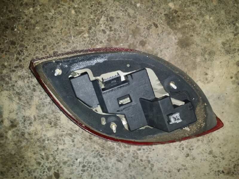 PILOTO TRASERO DERECHO