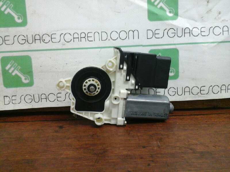 MOTOR ELEVALUNAS TRASERO DERECHO