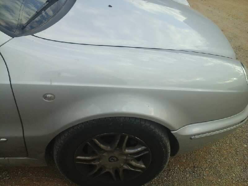 ALETA DELANTERA DERECHA