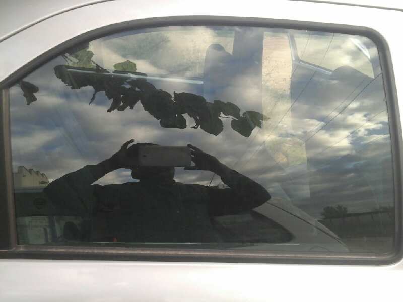 LUNA TRASERA DERECHA