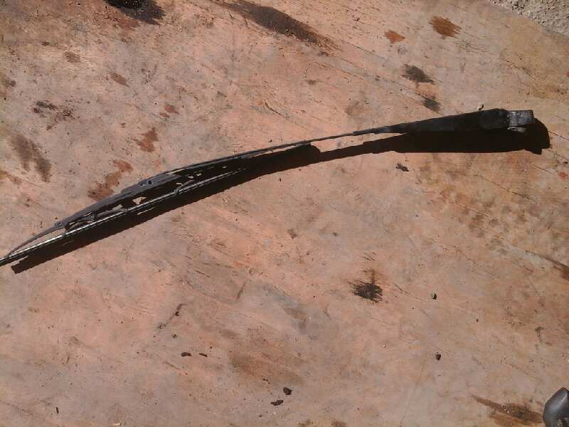 BRAZO LIMPIA DELANTERO IZQUIERDO