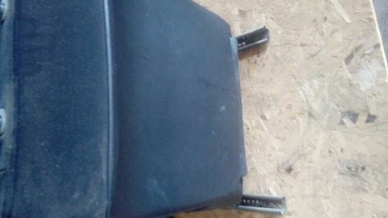 ASIENTO DELANTERO IZQUIERDO