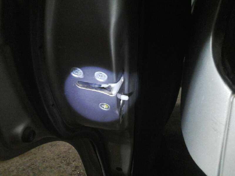 CERRADURA PUERTA TRASERA IZQUIERDA 