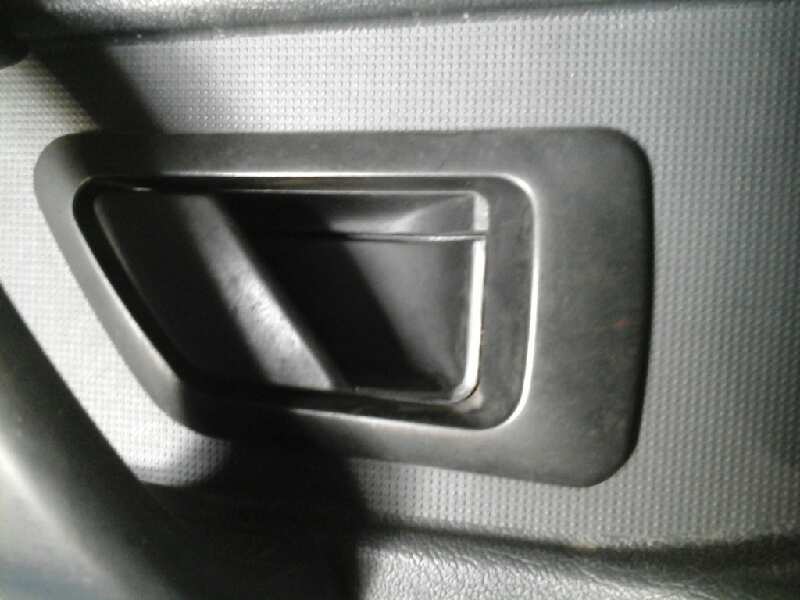 MANETA INTERIOR DELANTERA DERECHA