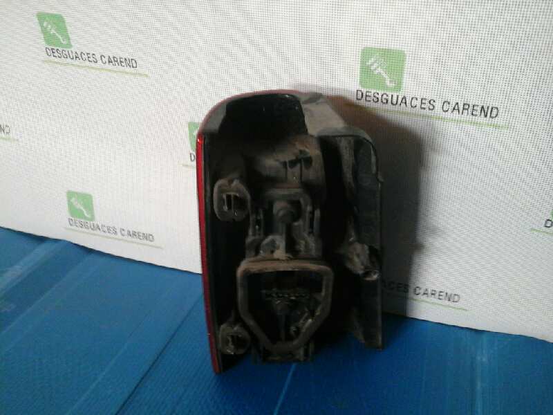 PILOTO TRASERO DERECHO