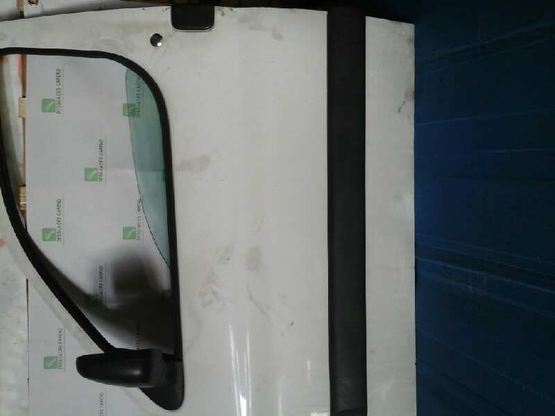 PUERTA DELANTERA IZQUIERDA