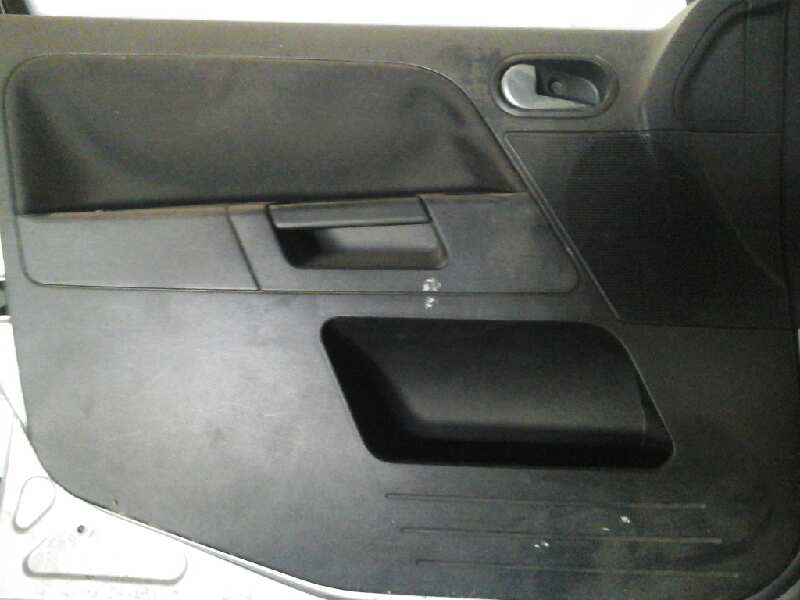 ELEVALUNAS DELANTERO IZQUIERDO