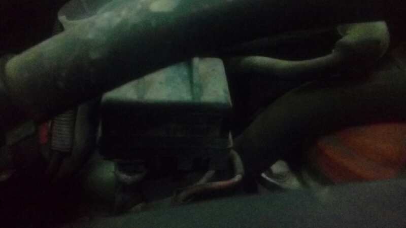 CAJA RELES - FUSIBLES