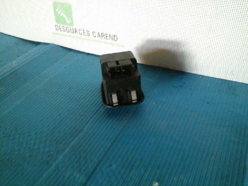 MANDO ELEVALUNAS DELANTERO IZQUIERDO 