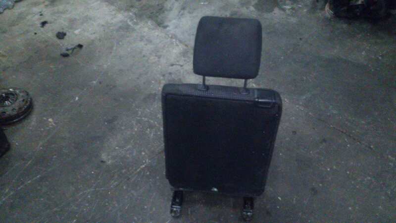 ASIENTOS TRASERO DERECHO