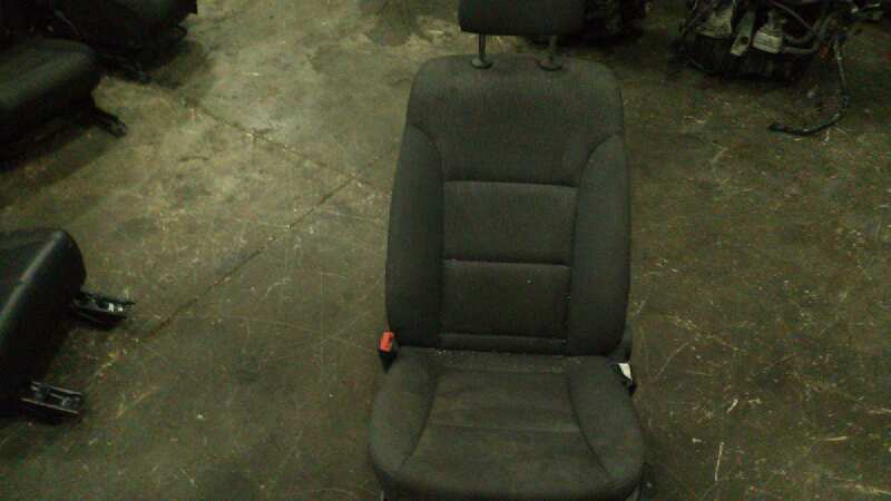 ASIENTO DELANTERO IZQUIERDO