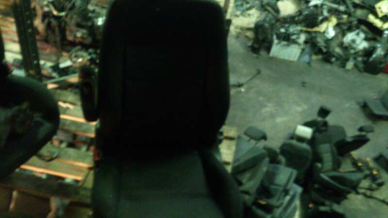 ASIENTO DELANTERO IZQUIERDO