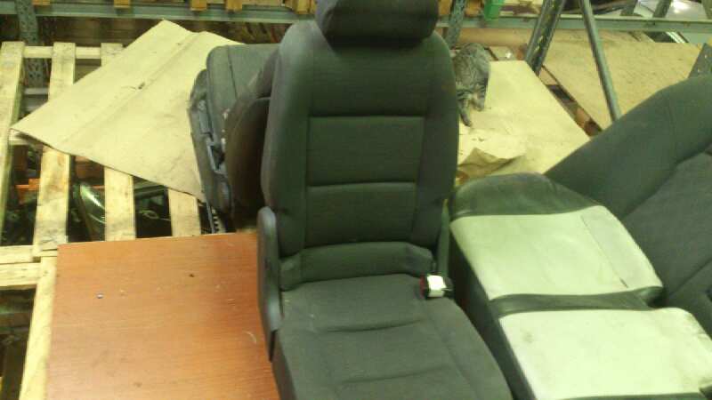 ASIENTOS TRASERO DERECHO