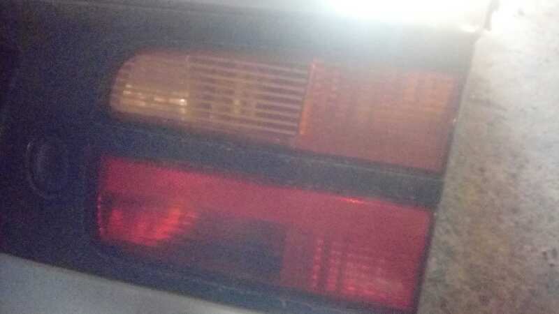 PILOTO TRASERO CENTRAL