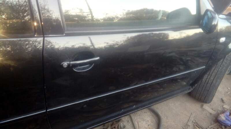 PUERTA DELANTERA DERECHA