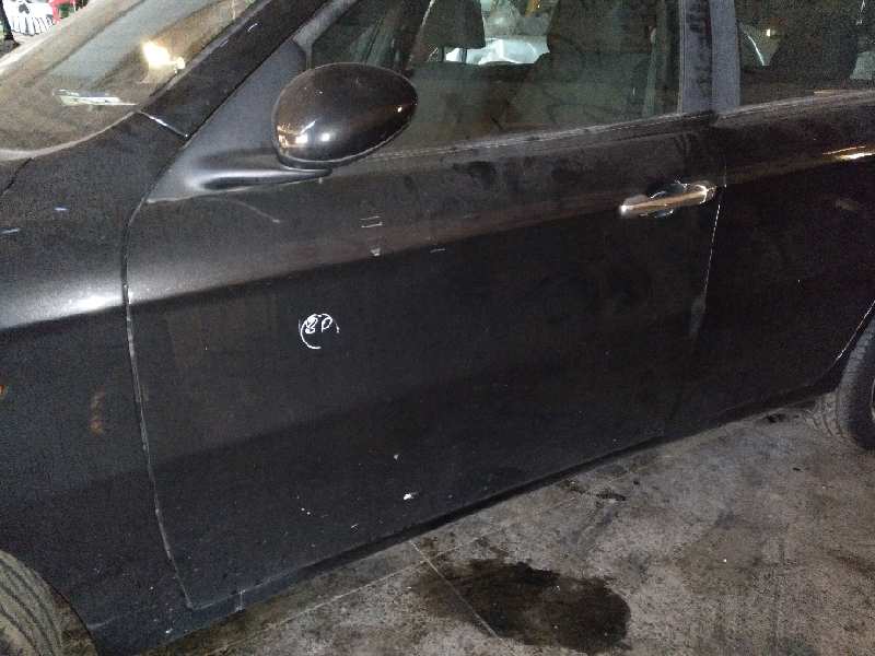 PUERTA DELANTERA IZQUIERDA