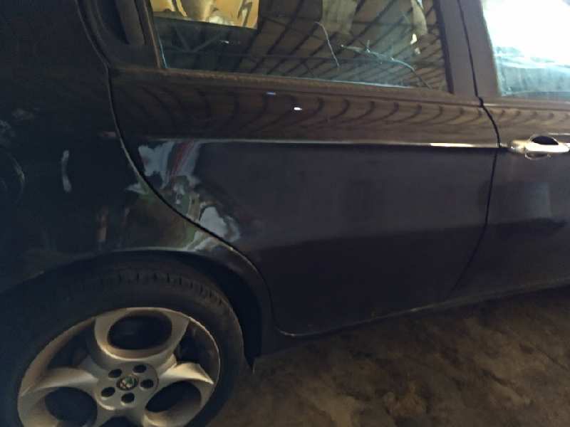 PUERTA TRASERA DERECHA