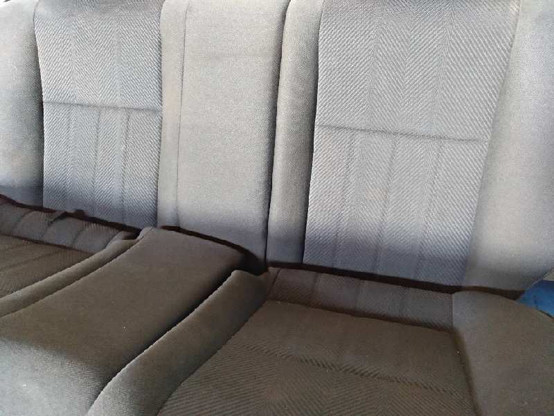 ASIENTO TRASERO MEDIO