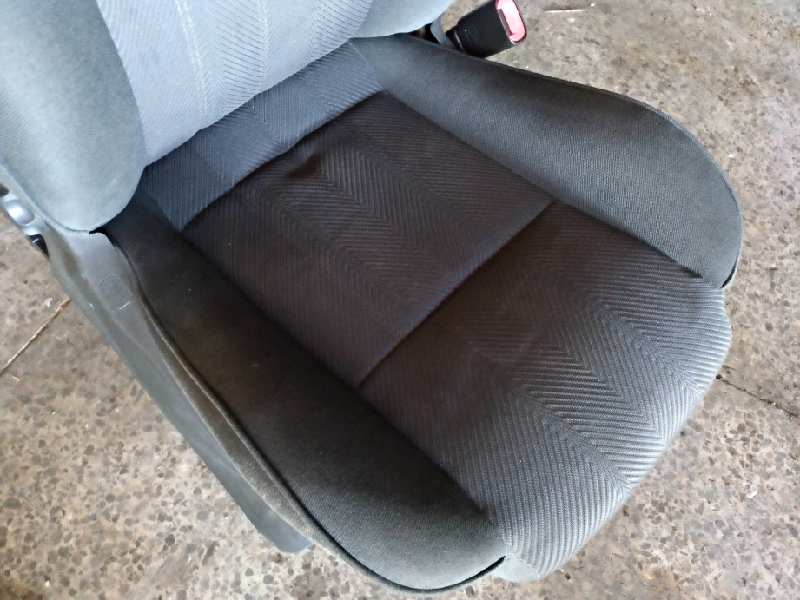 ASIENTO DELANTERO DERECHO