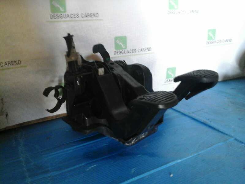 PEDAL EMBRAGUE