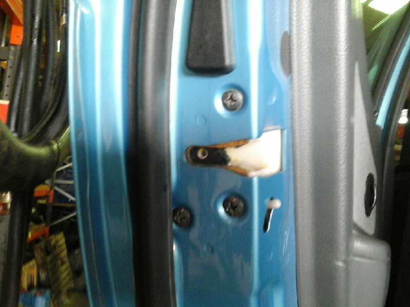 CERRADURA PUERTA TRASERA IZQUIERDA 