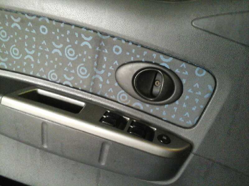 MANETA INTERIOR DELANTERA IZQUIERDA