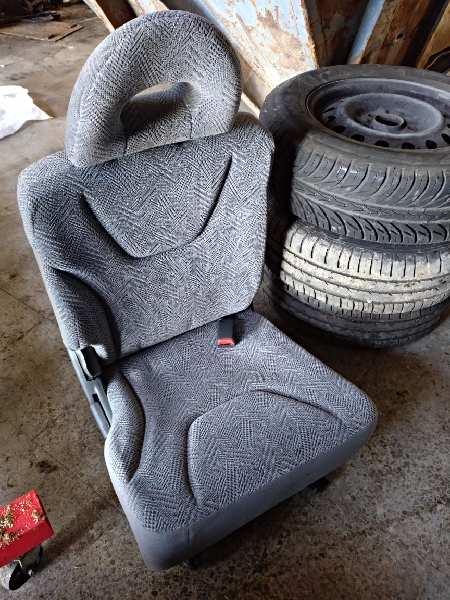 ASIENTOS TERCERA FILA