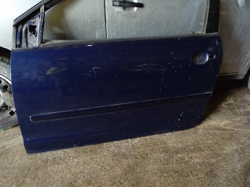 PUERTA DELANTERA IZQUIERDA