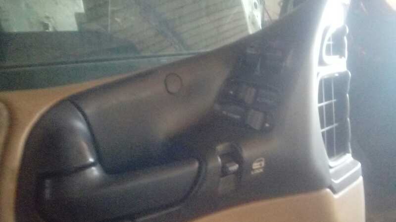 MANDO ELEVALUNAS DELANTERO IZQUIERDO 